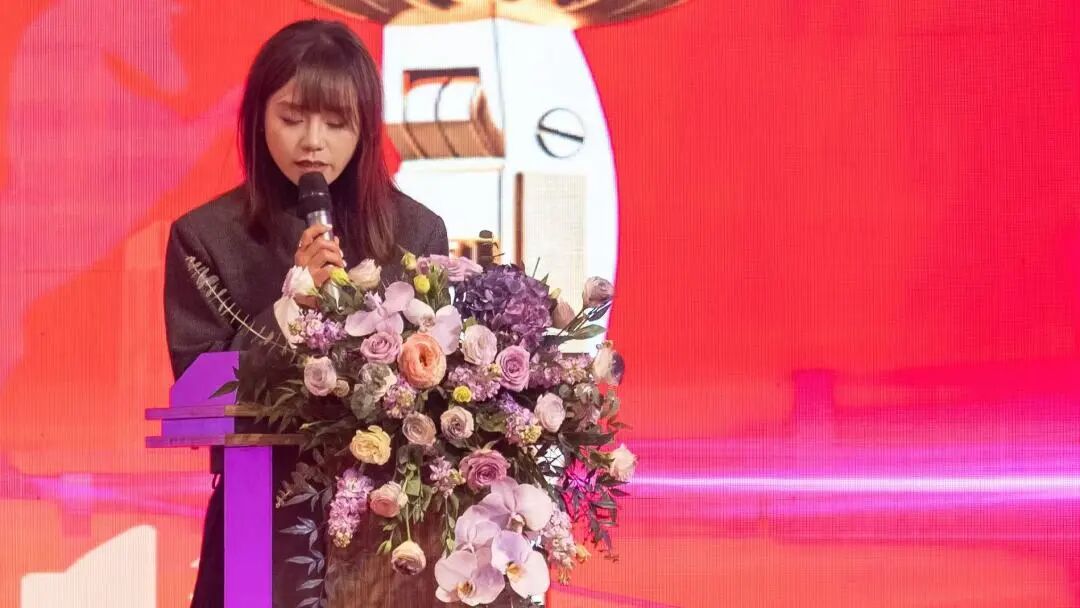 Después de veinte años de duro trabajo, la gratitud abre un nuevo camino.